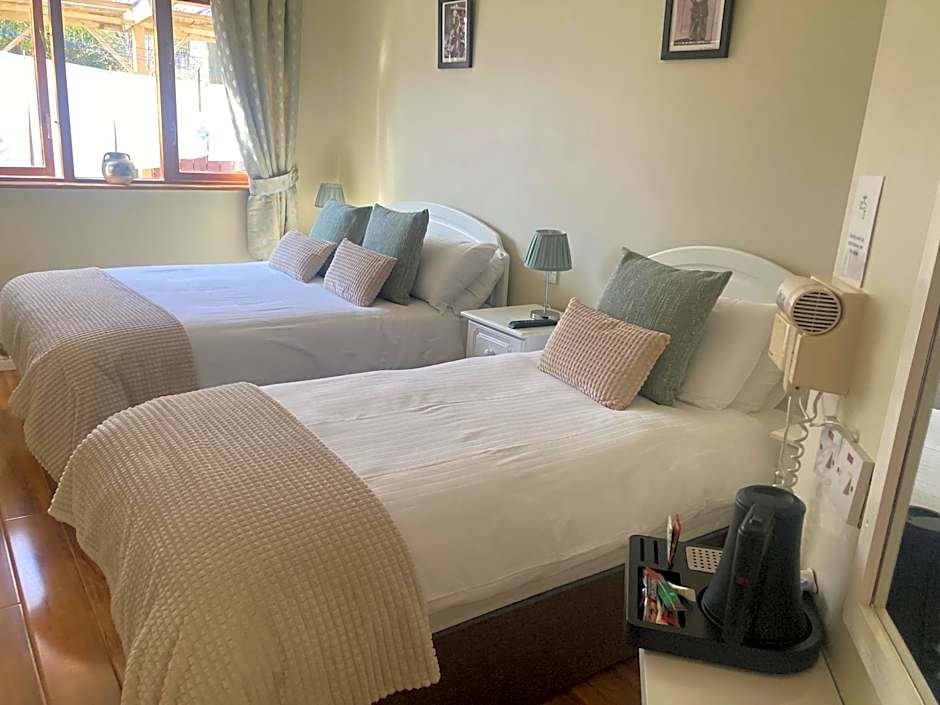 Steeple View B&B Guesthouse Donegal - Newly renovated in 2023