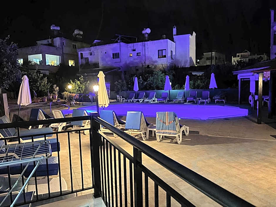 C & A Hotel Apartments