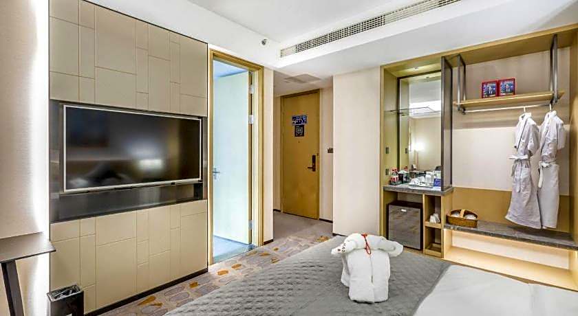 Ramada by Wyndham Luoyang Downtown