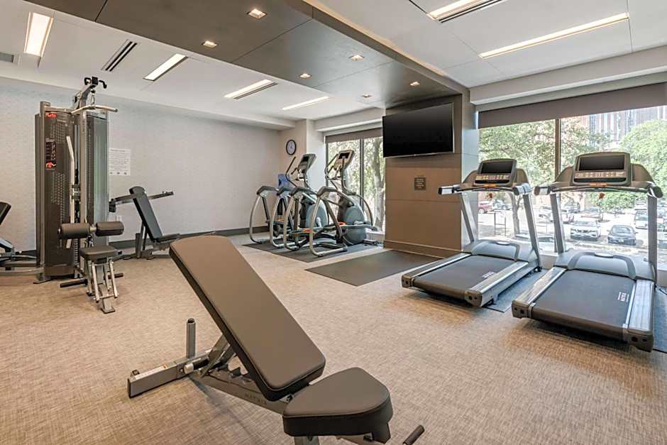 Cambria Hotel Houston Downtown Convention Center