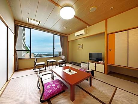 Japanese-Style Room