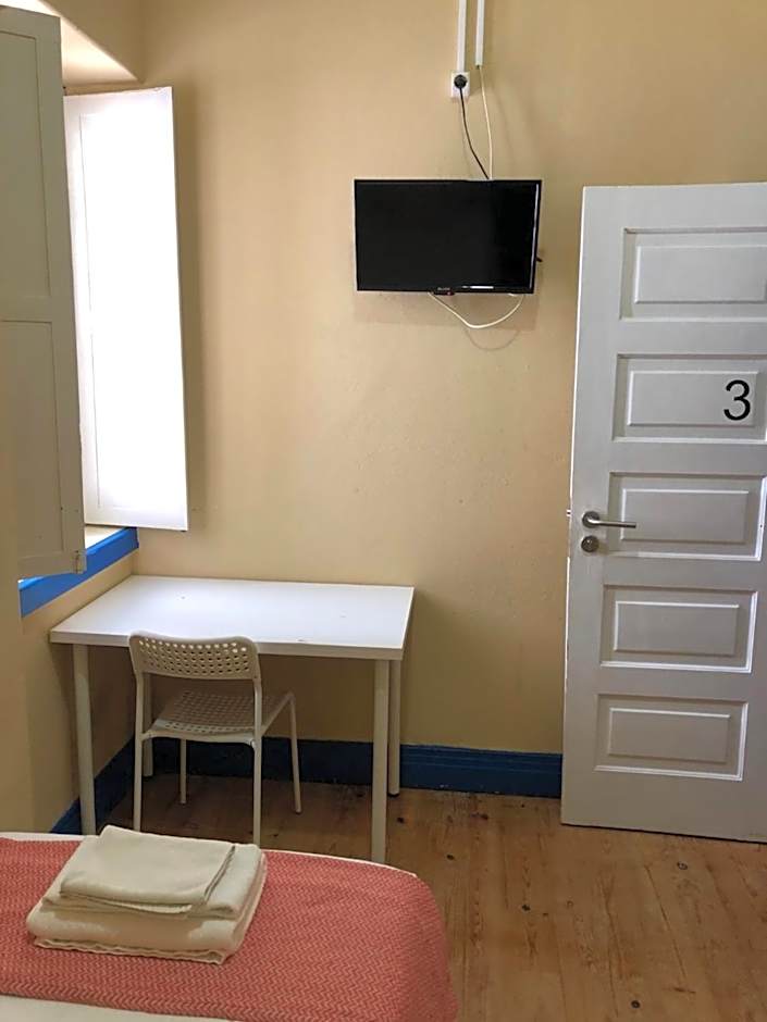 Aveiro Train Guesthouse