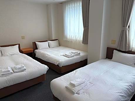 Triple Room - Non-Smoking