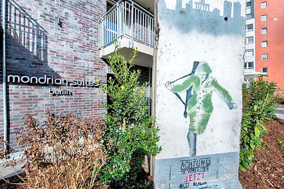 Mondrian Suites Berlin am Checkpoint Charlie