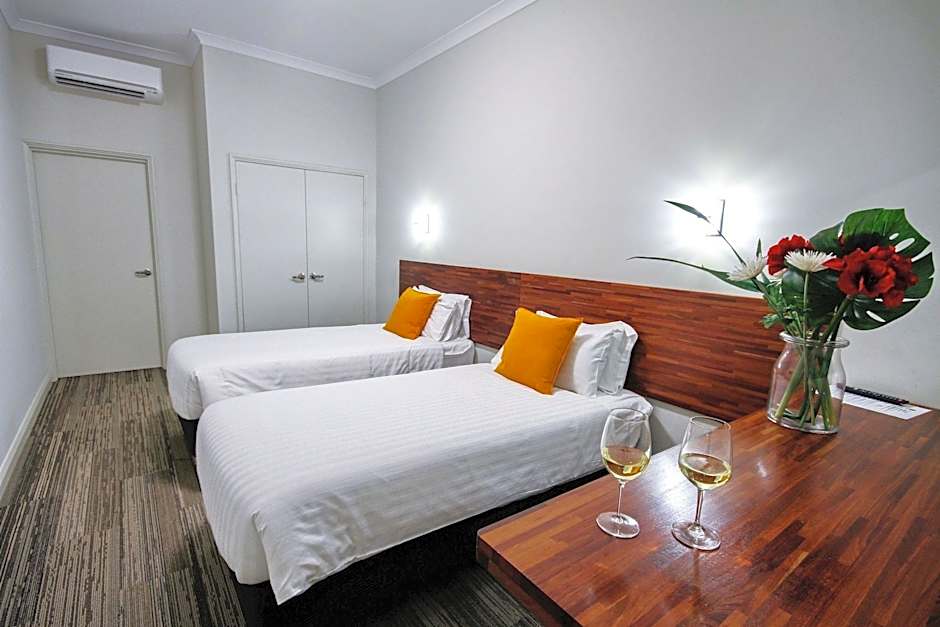 Gallery Hotel