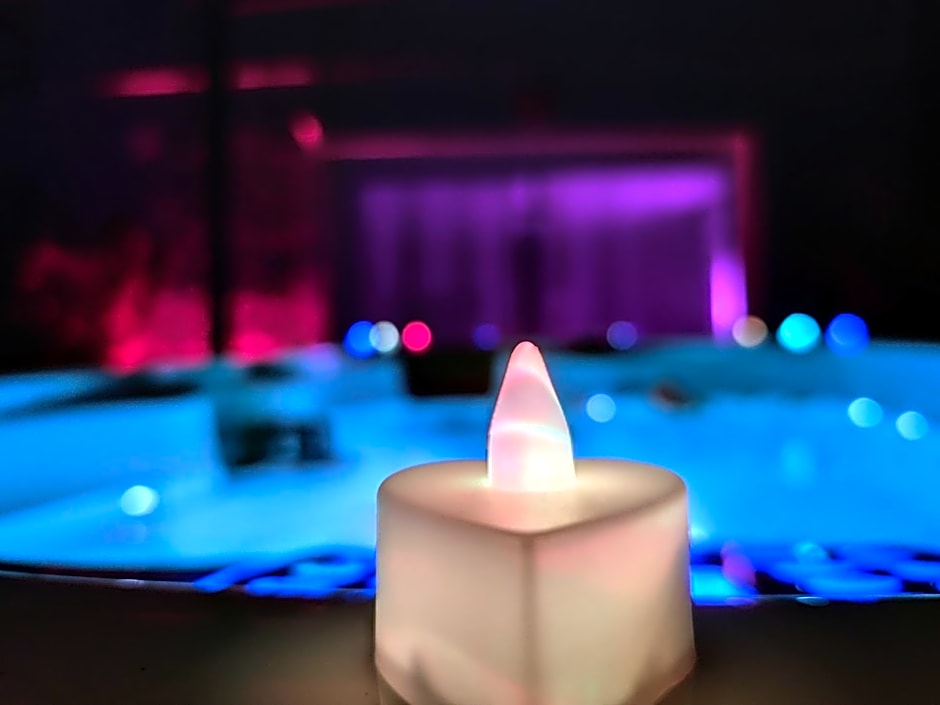 Loveroom et Spa privé de L'Ile des Plaisirs