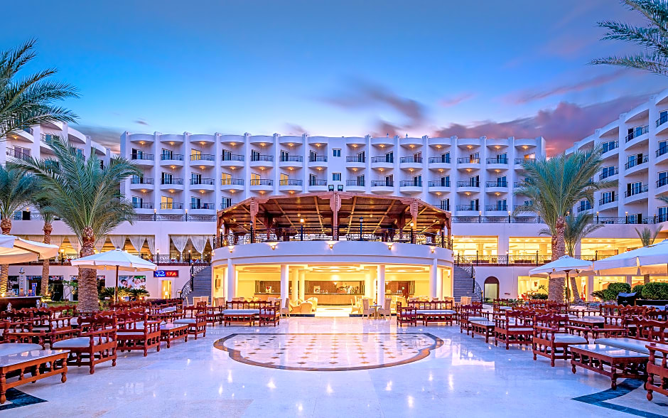 SUNRISE Le Jarden Resort