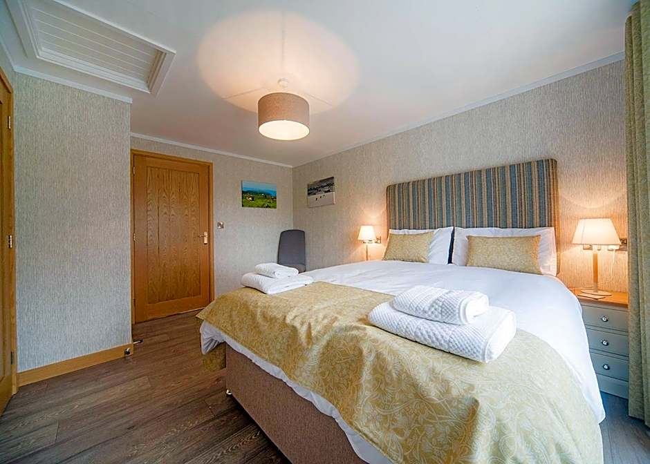 Llwyngwair Manor Holiday Park