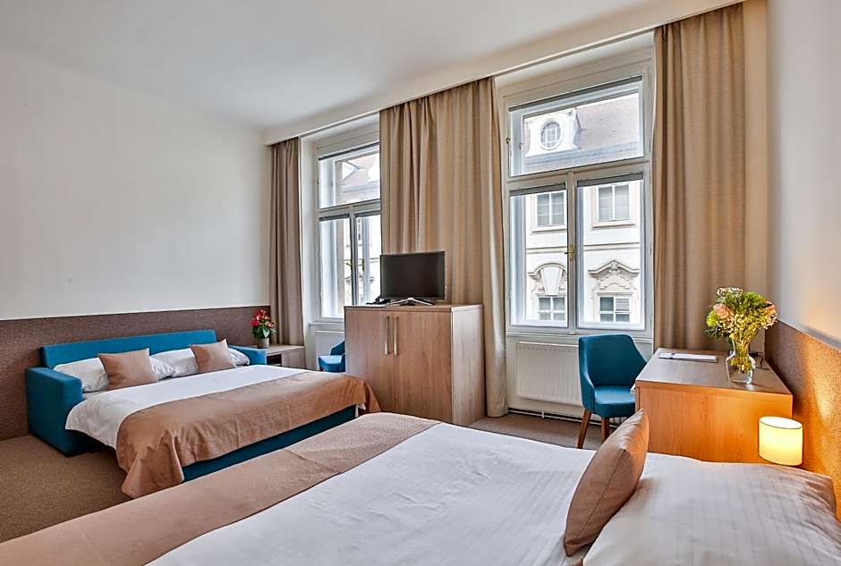 Apartments Embassy by LH