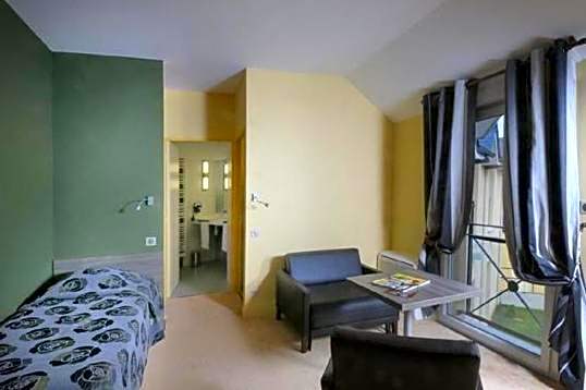 Logis Hôtel de la Tour