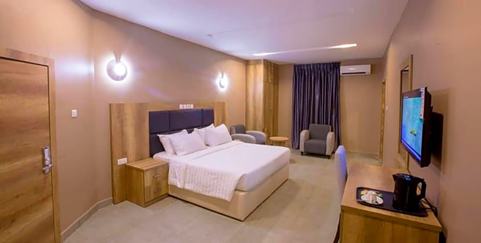 IVANA RESIDENCE APARTMENTS AND SUITES