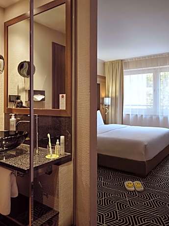 Signature Junior Suite