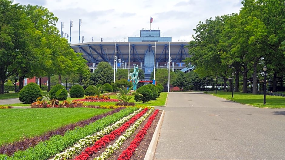Hotel Indigo: Flushing - LaGuardia By IHG