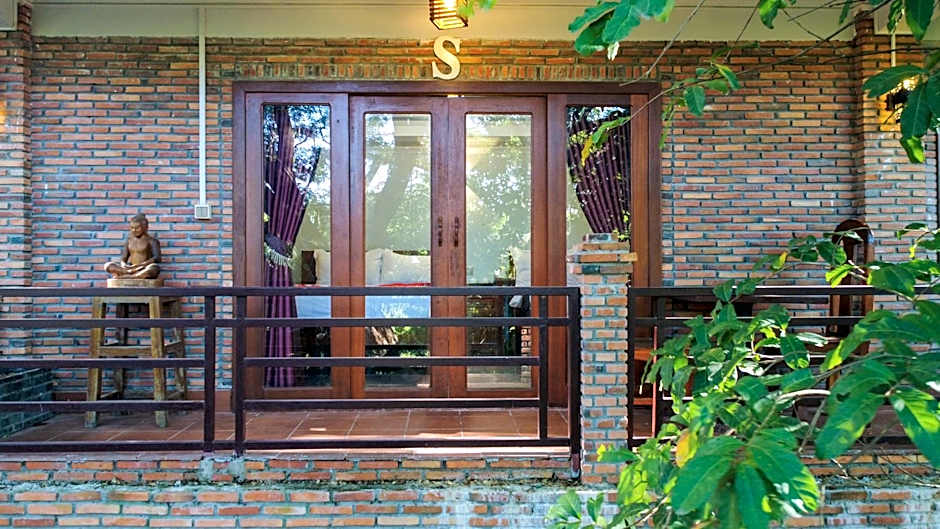 Bamboo Bungalow