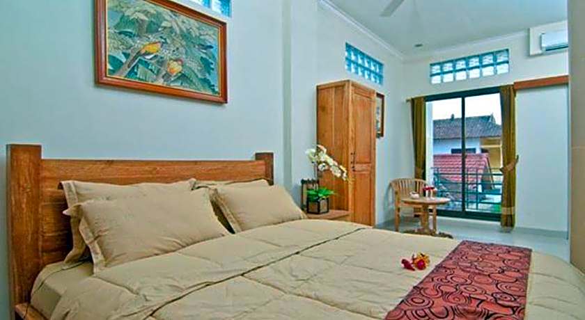 Kuta EcoStay Guest House