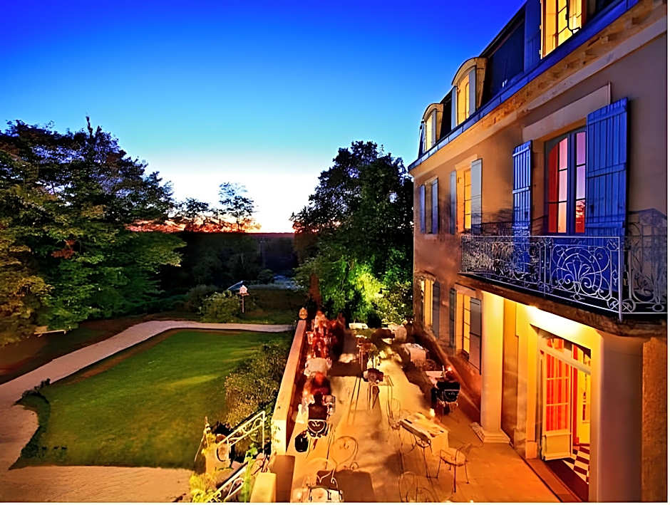 Logis Hotel Restaurant Chateau Bellevue