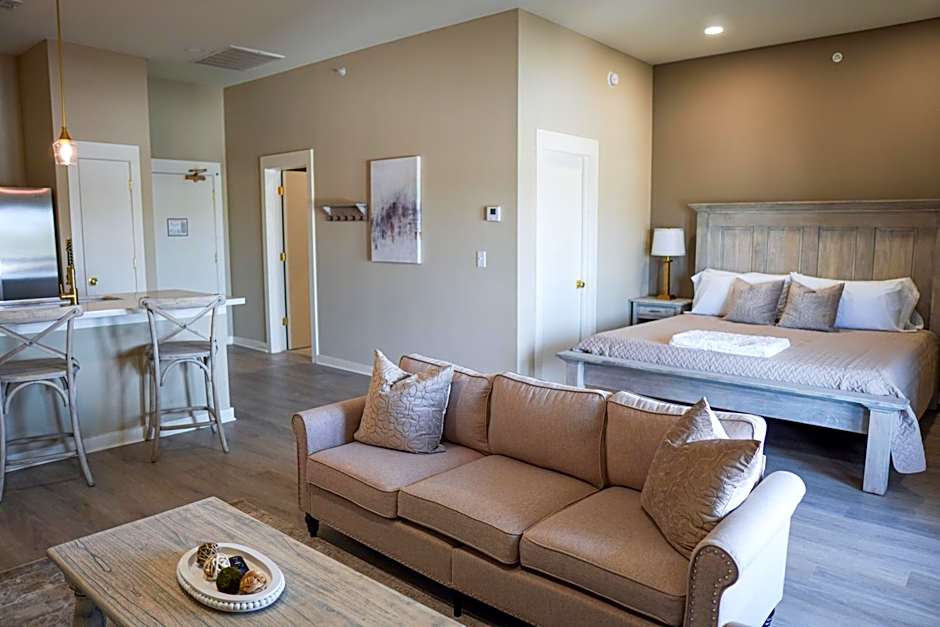 Hotel Whiskey in Pascagoula