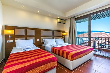 Double Room with Sea View or Side Sea View