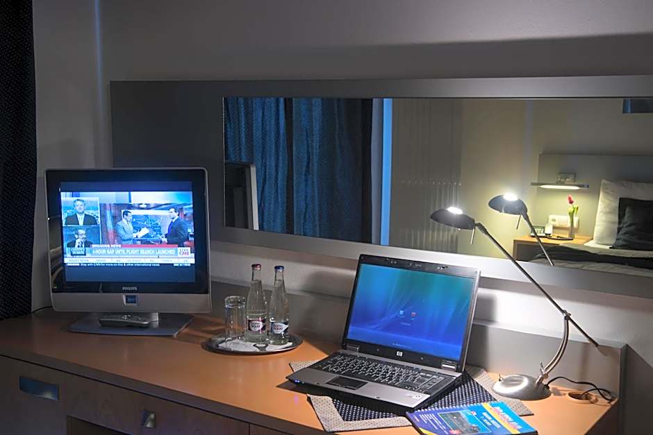 Felicity Garni Hotel