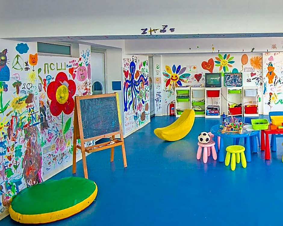 Marlita Beach Hotel Apartments