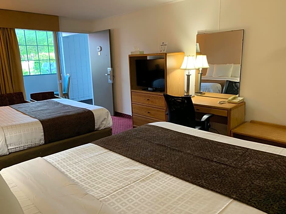 Red Carpet Inn & Suites Ebensburg