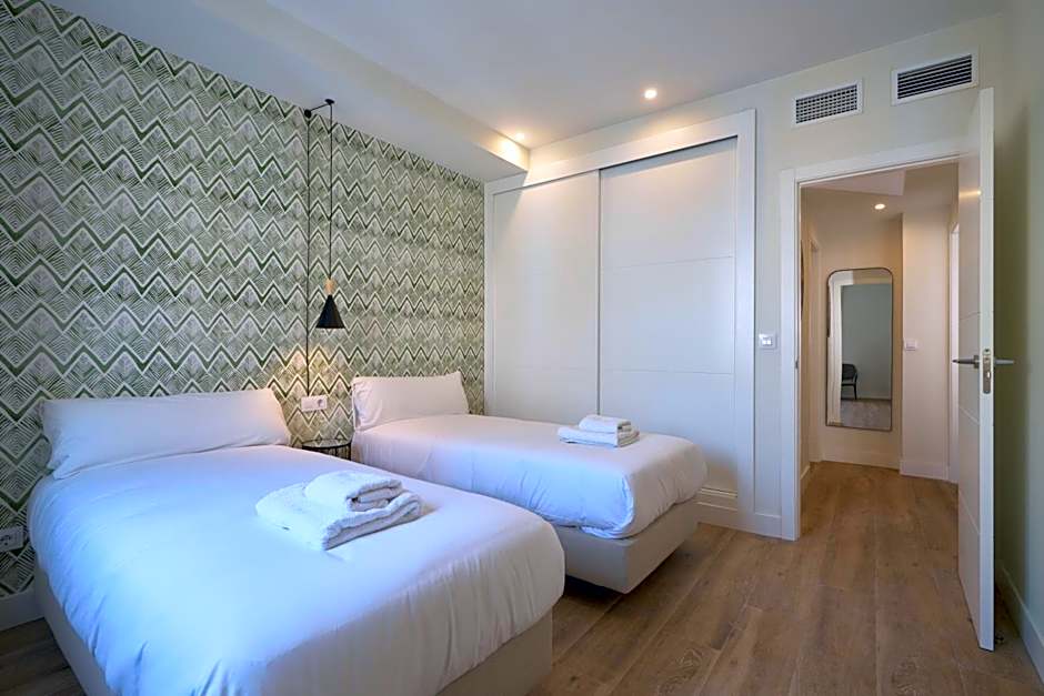 Casa Pizarro, by Homing U