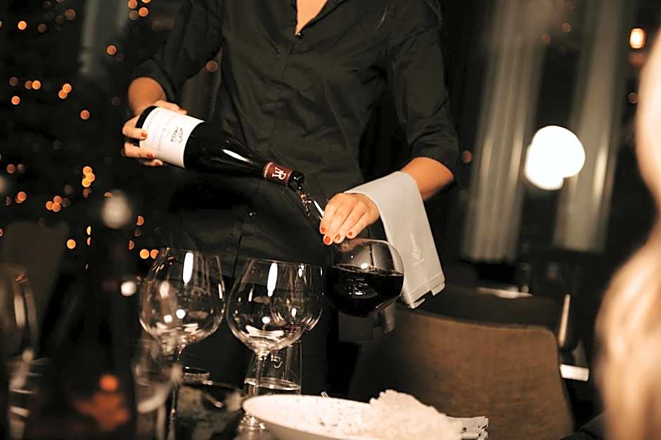 The Lamp Hotel & Spa