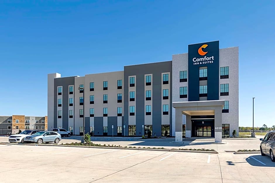 Comfort Inn & Suites Balch Springs - SE Dallas
