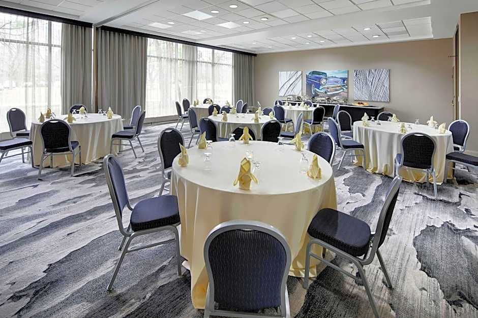 Embassy Suites By Hilton Hotel Detroit - North / Troy - Auburn Hills