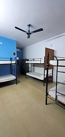 Bed in 6-Bed Mixed Dormitory Room