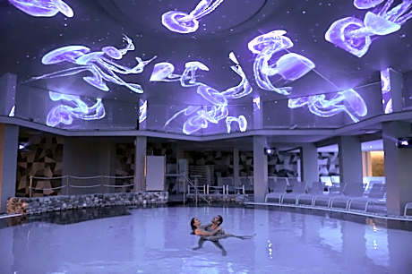 Panoramic Hotel Plaza