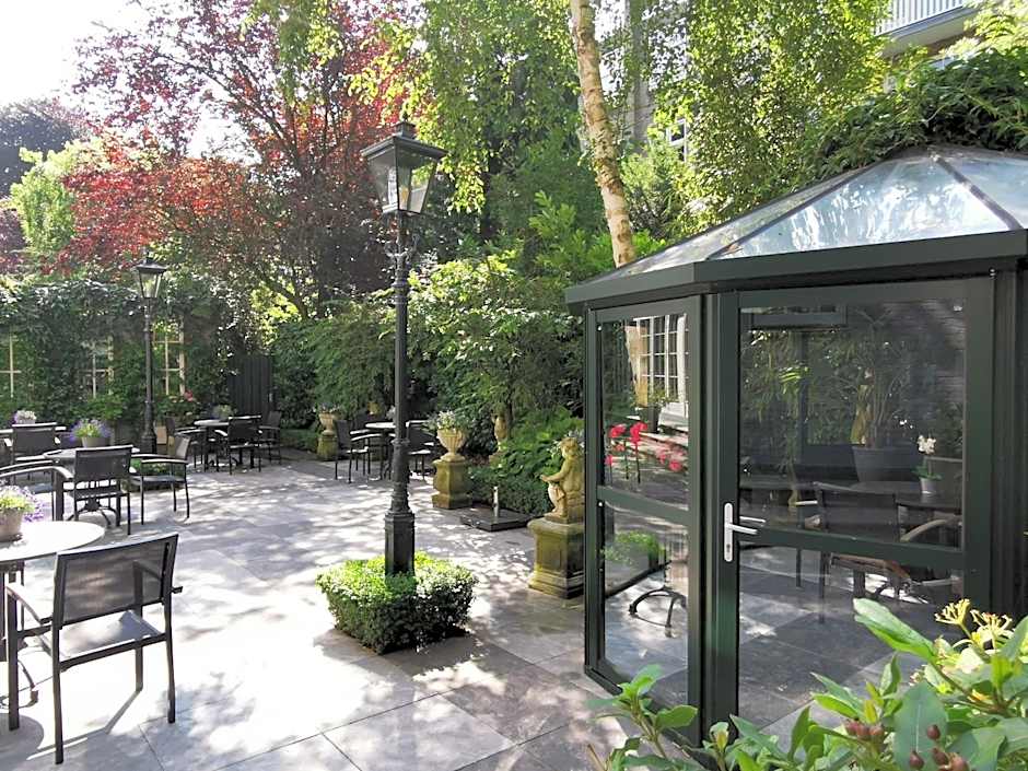 Apollofirst Boutique Hotel