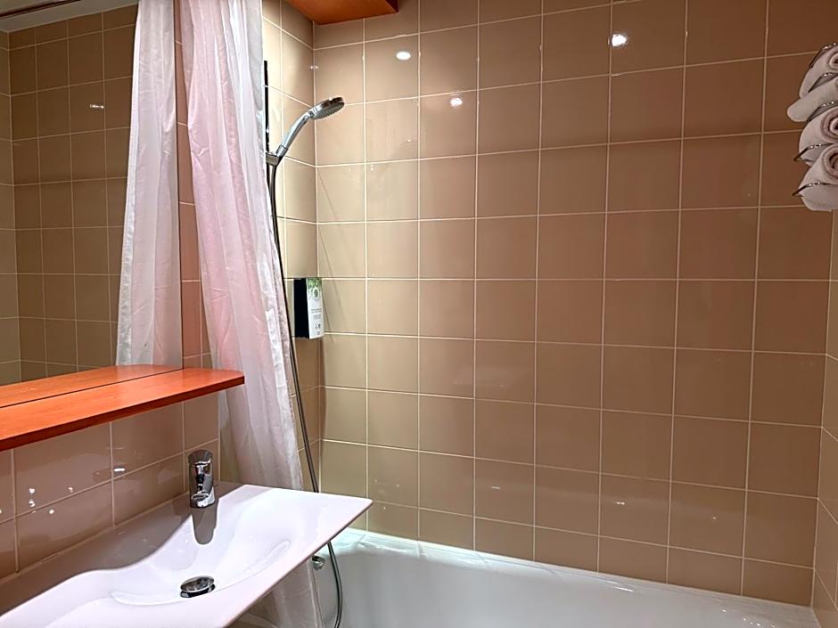 Kyriad Rennes Nord Hotel