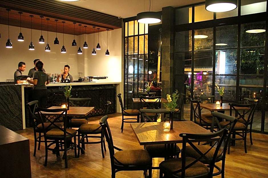 Akana Boutique Hotel