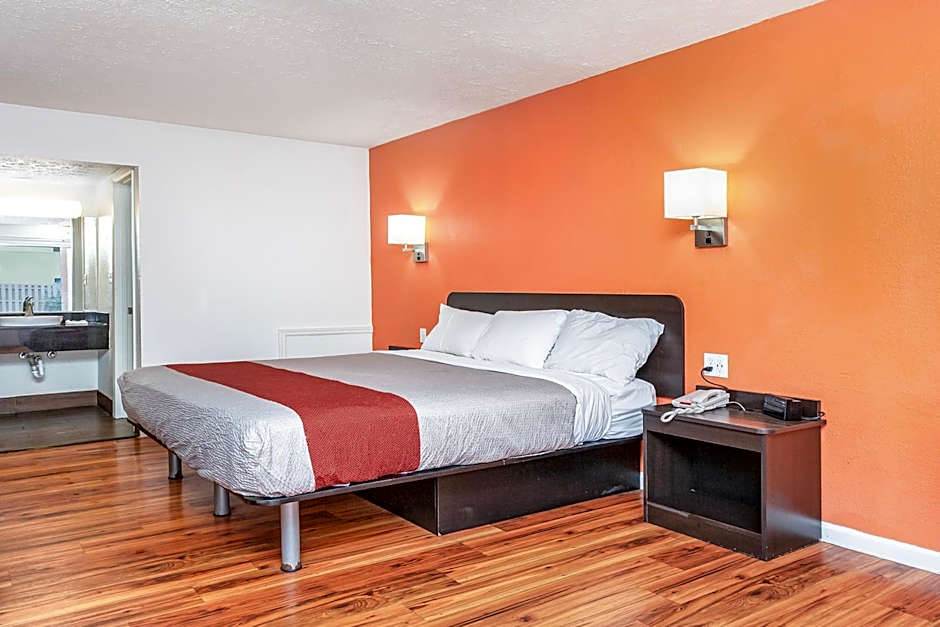 Relax Inn by OYO Columbus OH I 70