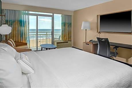 Larger King Studio- Oceanfront