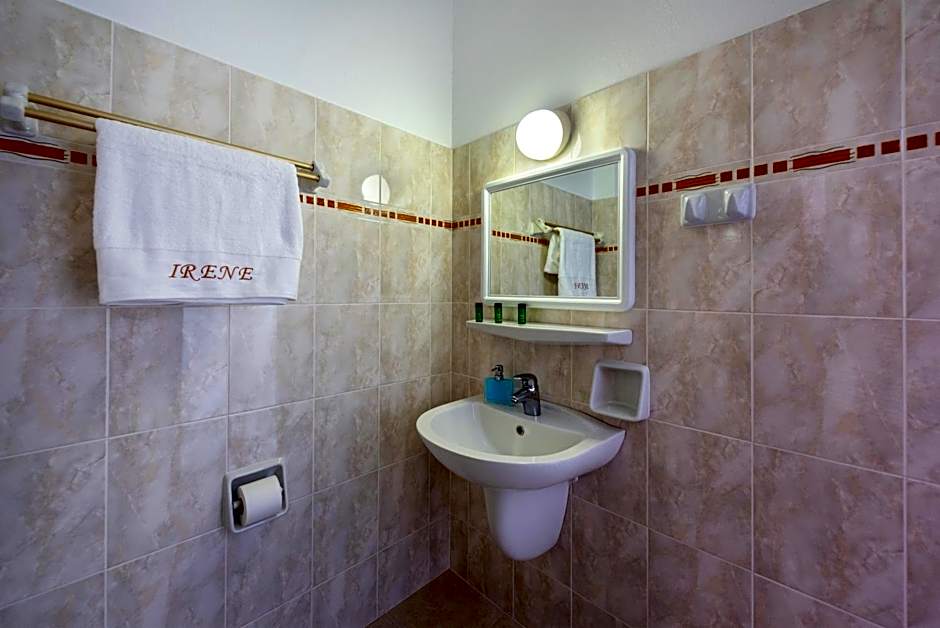 Irene Hotel - Beachfront