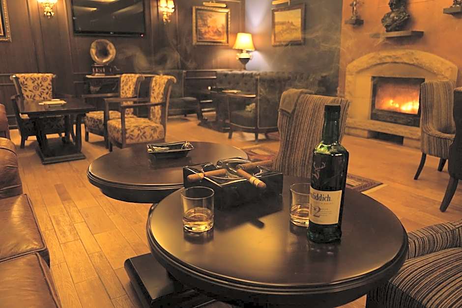 Le Cedrus Hotel