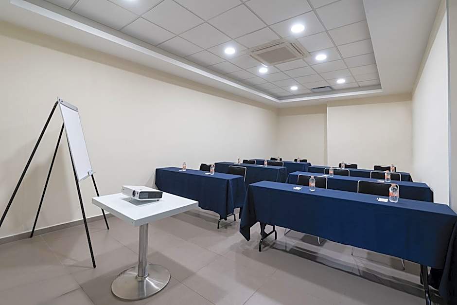 City Express Junior by Marriott Aguascalientes Centro