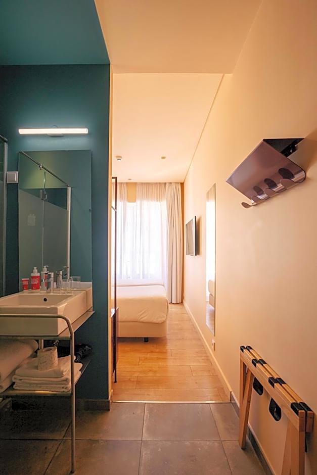 Esqina Cosmopolitan Lodge