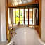 Vali Villa Bangkok