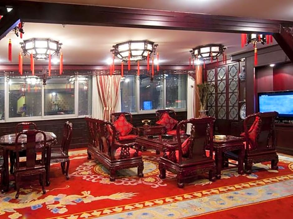 Golden Port Hotel