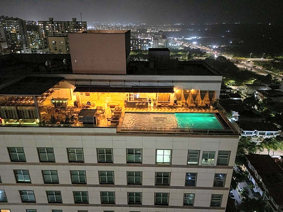 Sky Collection Lifestyle Hotel & Suites