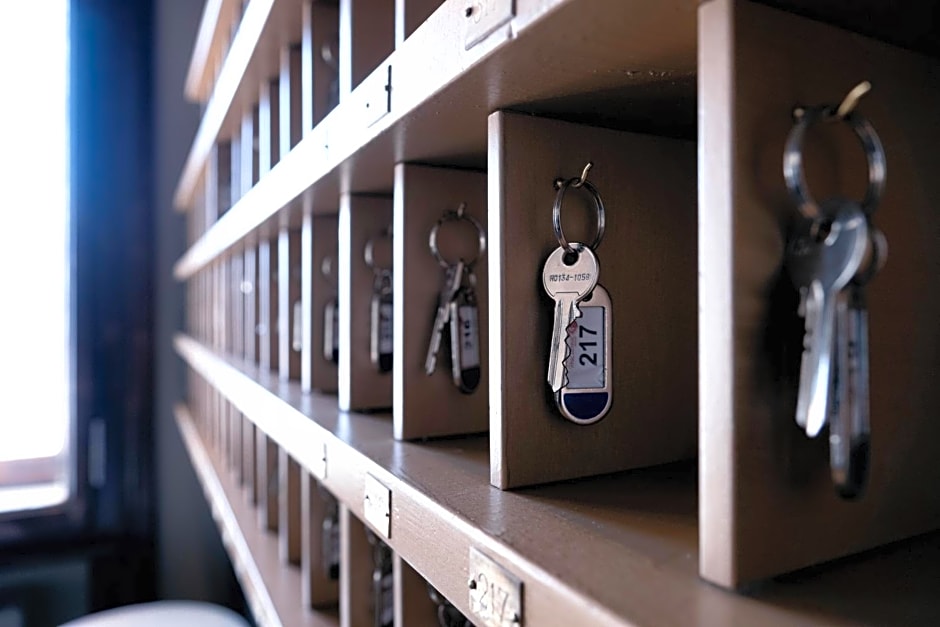 Pràcatinat Hotel & Restaurant