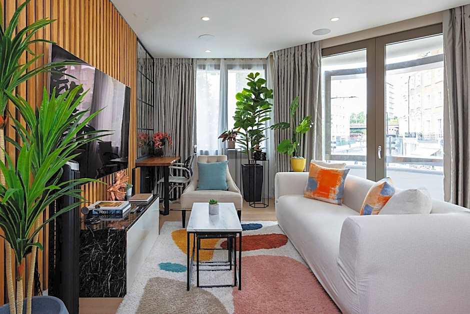 Veeve - Westbourne Curve