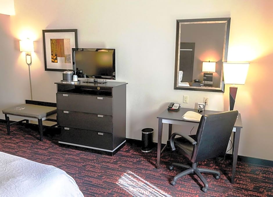 Hampton Inn By Hilton And Suites Tulsa Hills
