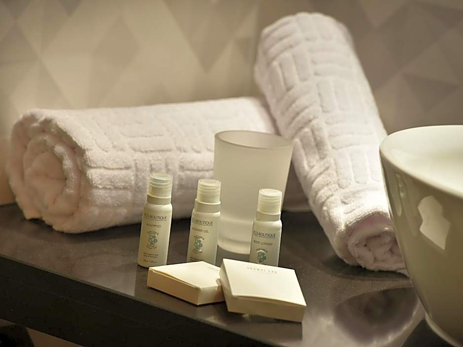 Ramada Airport Hotel Prague