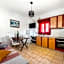 Birds Villa Apartments with Heated Pool - Including Car and Breakfast