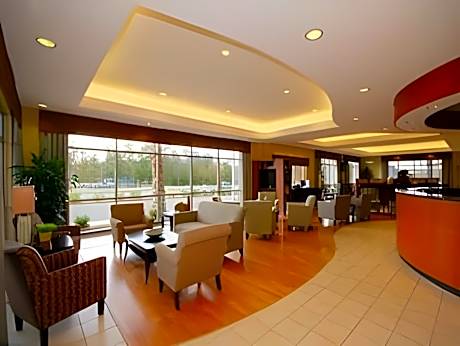 2 Bed Hearing Accessible Non-smoking