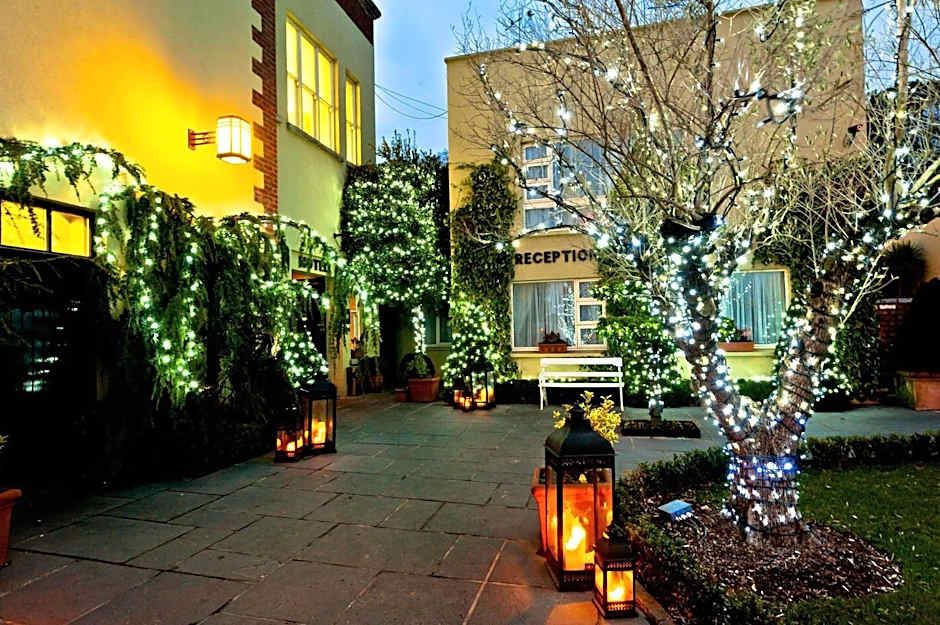 Riverbank House Hotel